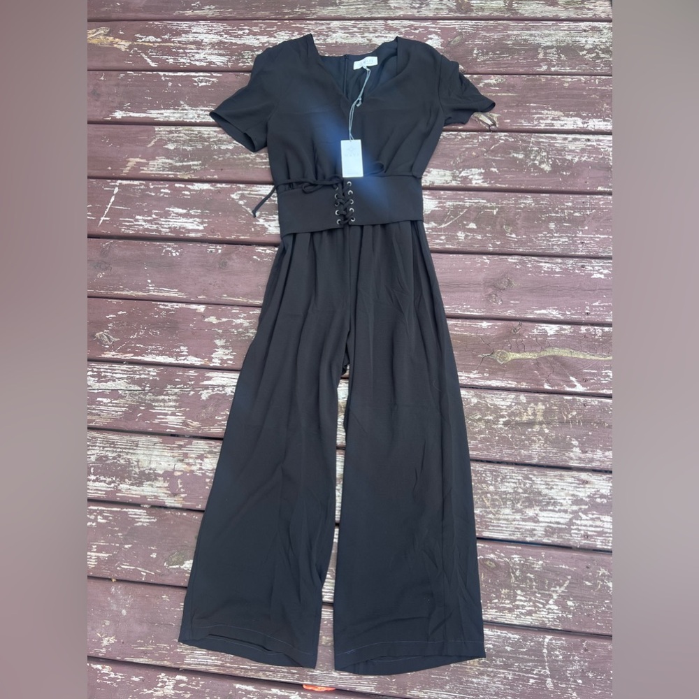 Wayf Jumpsuit One-Piece Women's Black jumpsuit romper size medium nwt